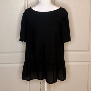 Stylish Black Top for All Occasions